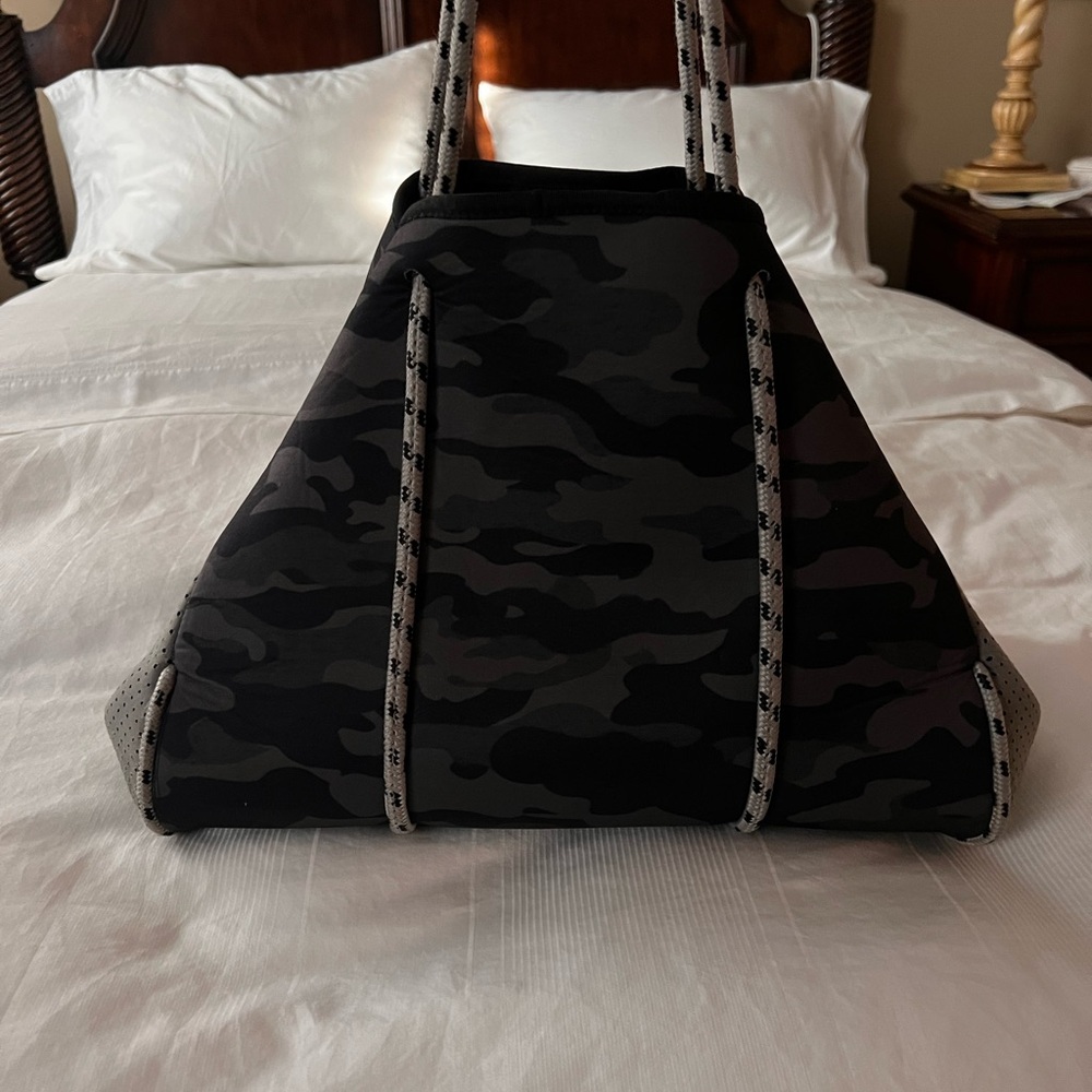 Black and Gray Women’s Bag - Picture 2 of 4